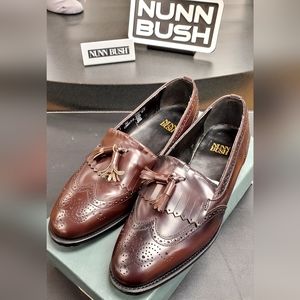 Mens Wing tip Dress Shoes Nunn Bush Cambridge size 11eee Burgandy New w/box